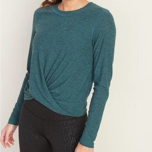 Old Navy Active Top with Front Twist